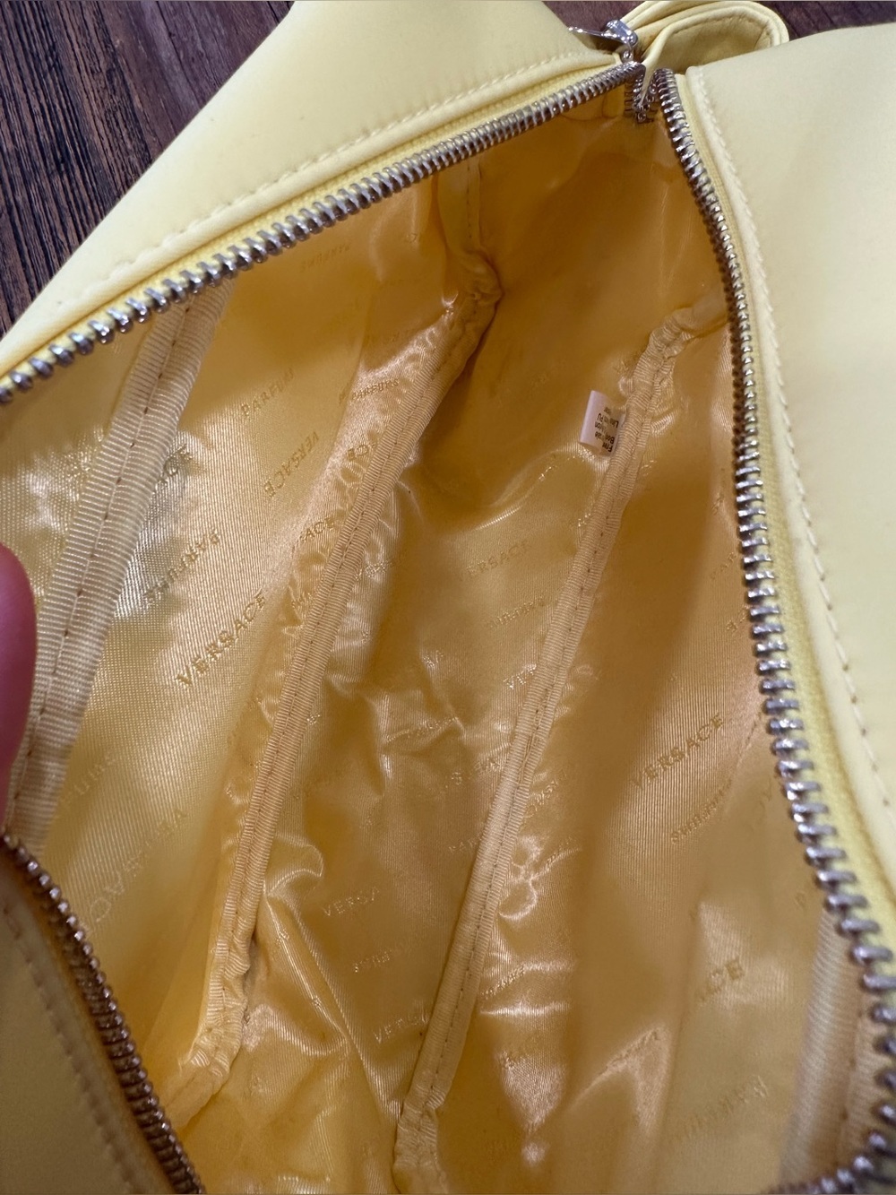 Versace Neon Yellow Parfums Pouch - Picture 12 of 12